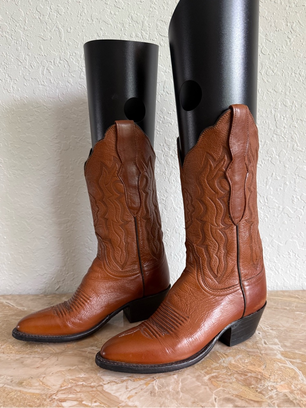Vintage LUCCHESE 2000 Leather Western Cowboy Boots - Picture 4 of 16